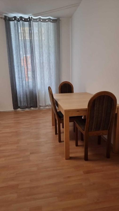 וינה Premier Triple Room Mz מראה חיצוני תמונה