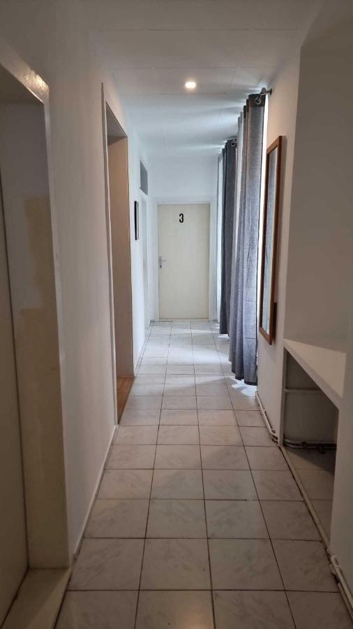 וינה Premier Triple Room Mz מראה חיצוני תמונה